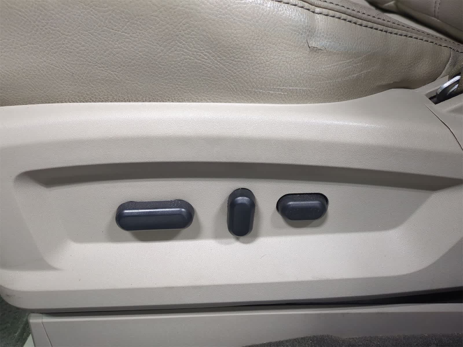 2013 Ford Edge SEL 18