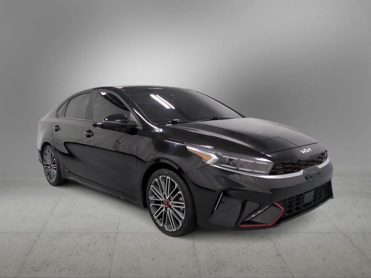 Thumbnail: 2022 Kia Forte - 2