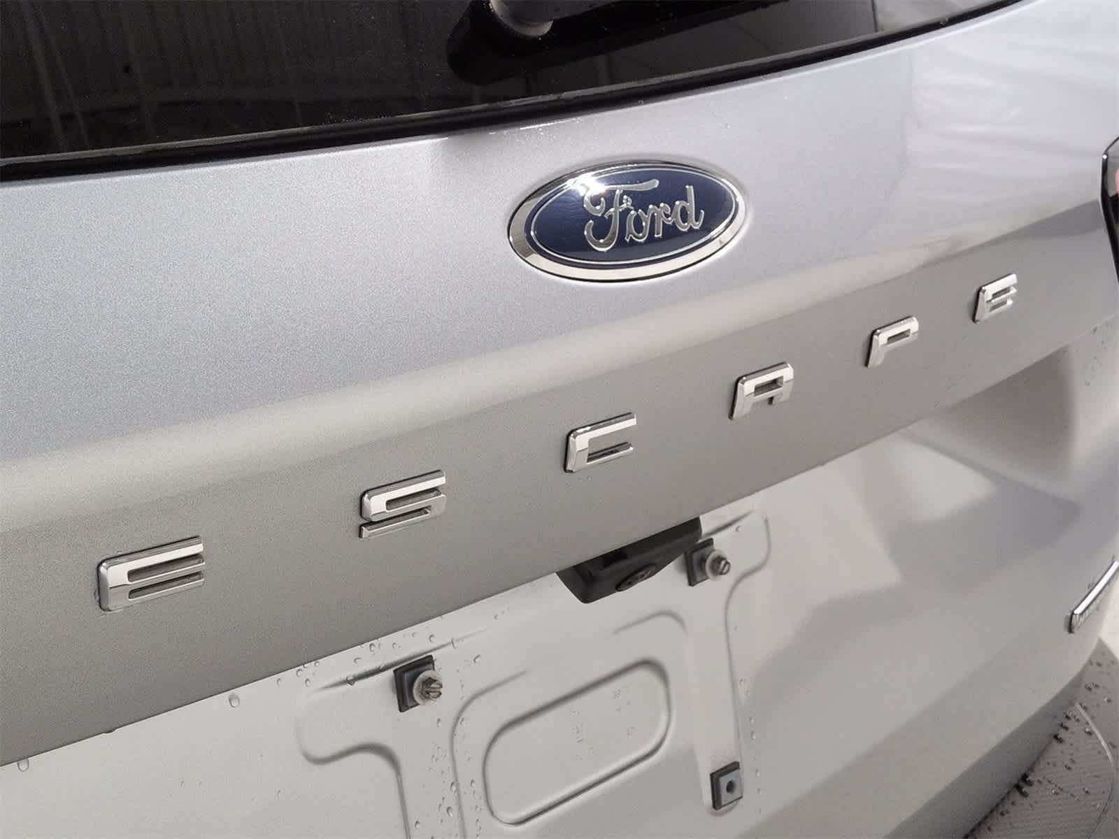 Thumbnail: 2021 Ford Escape - 13