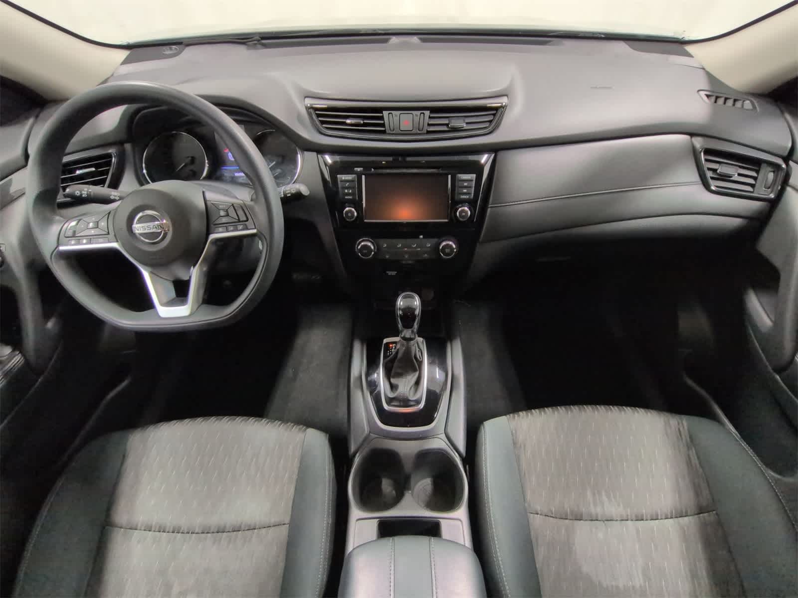 Thumbnail: 2018 Nissan Rogue - 15