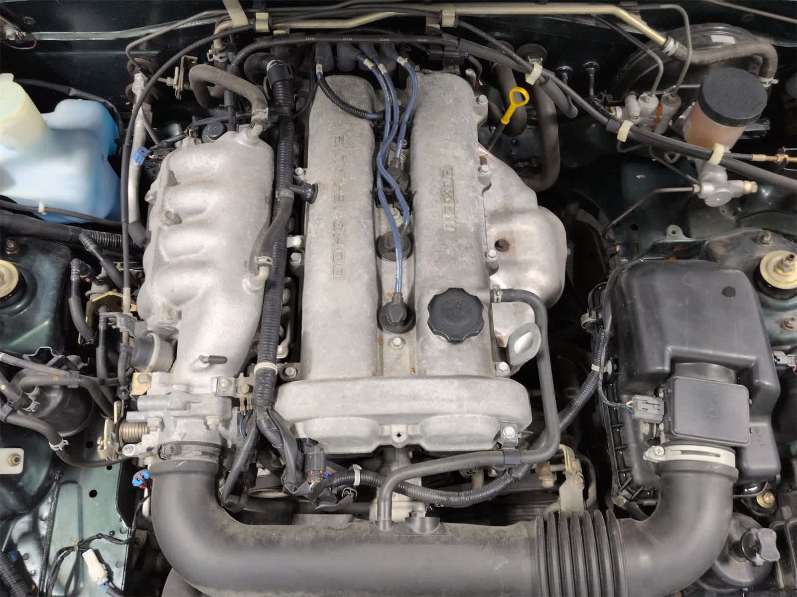 Thumbnail: 2000 Mazda MX-5 Miata - 16