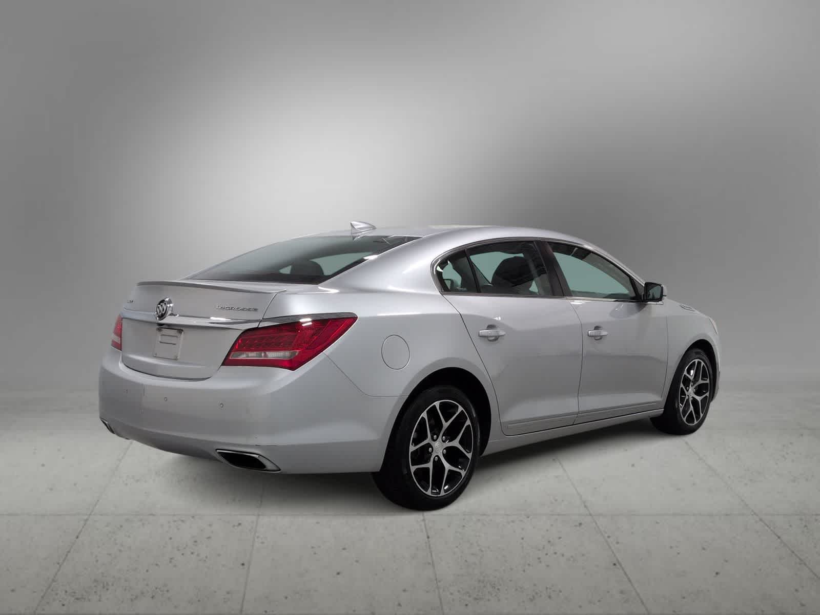 Thumbnail: 2016 Buick LaCrosse - 8