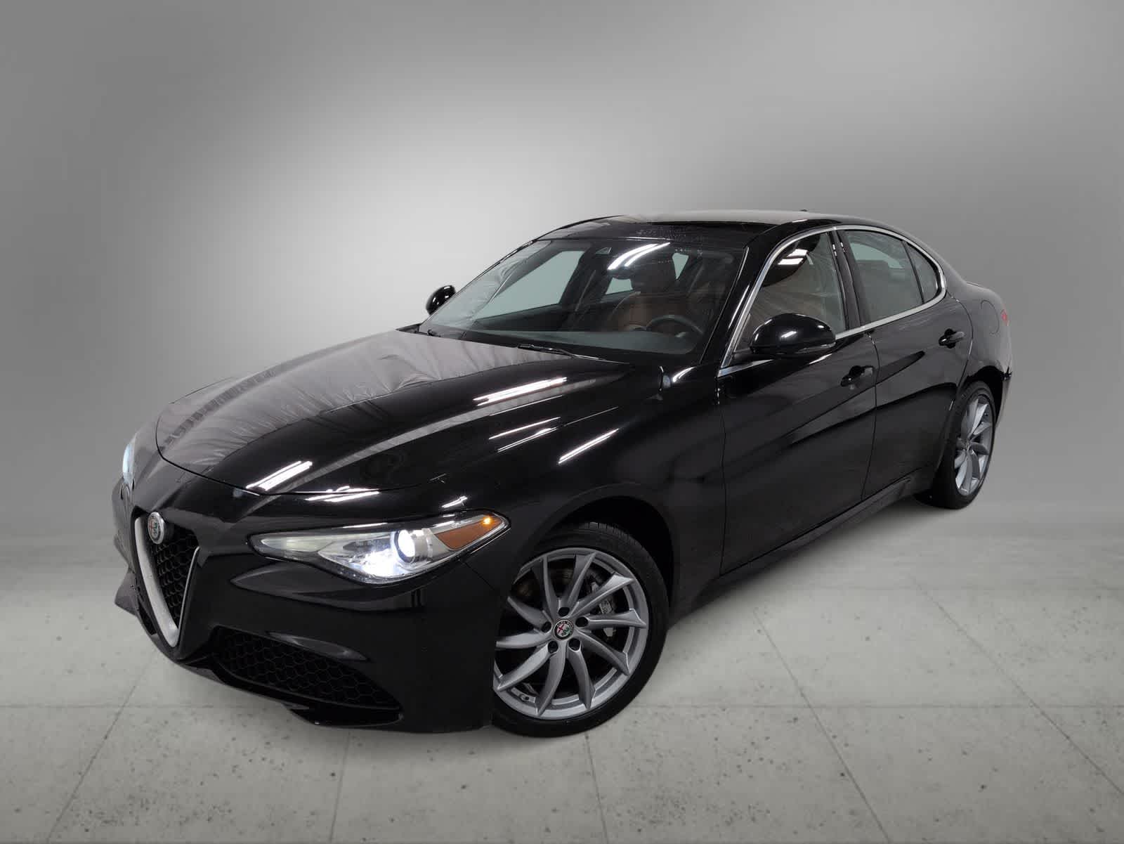 2021 Alfa Romeo Giulia Base -
                  Farmington Hills, MI