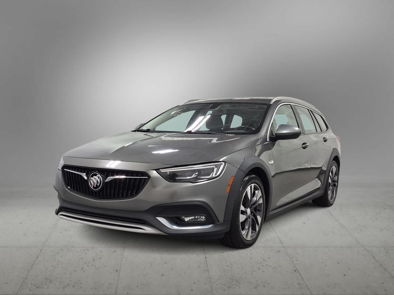 2018 Buick Regal Essence AWD's photo