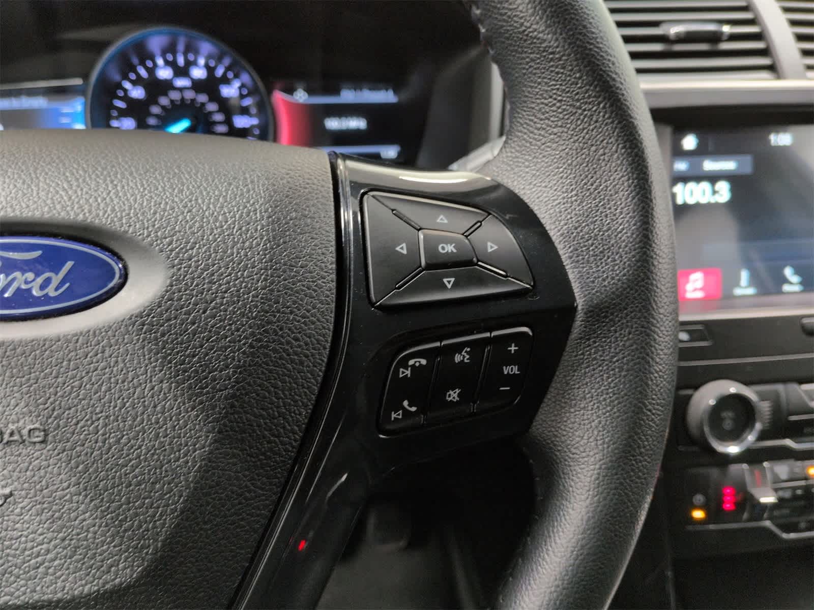 Thumbnail: 2018 Ford Explorer - 25