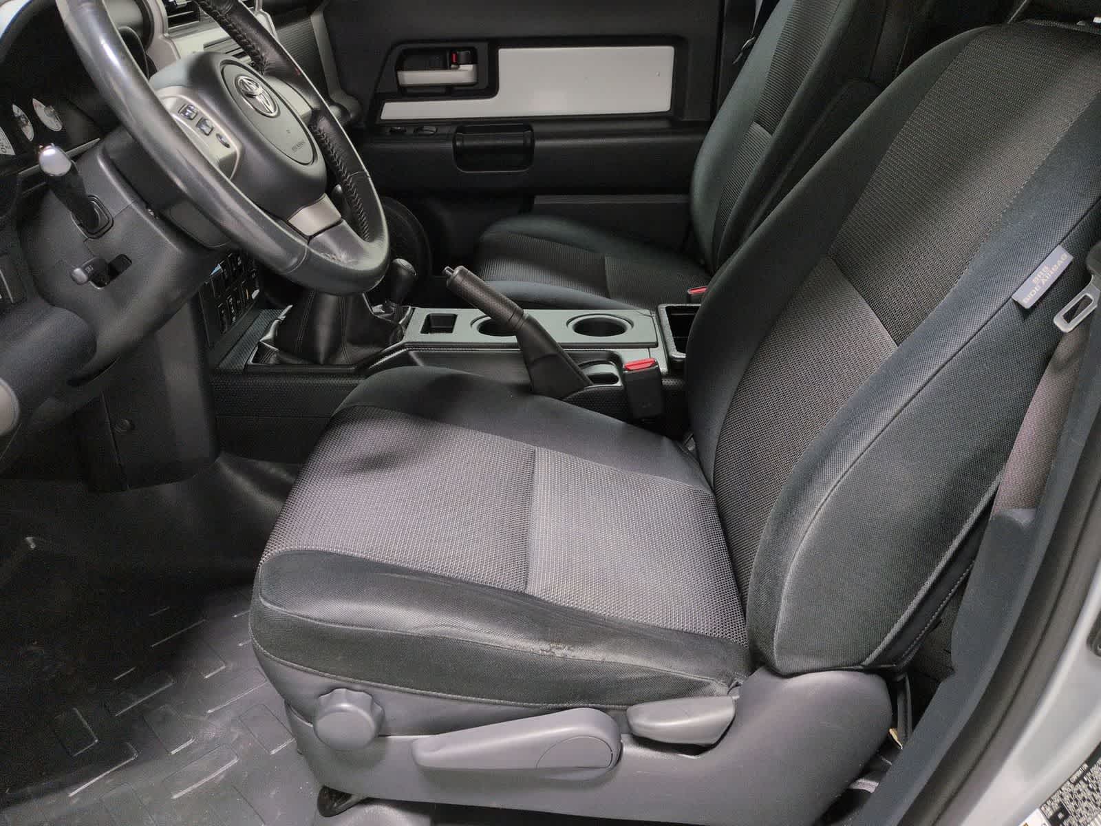 Thumbnail: 2008 Toyota FJ Cruiser - 16