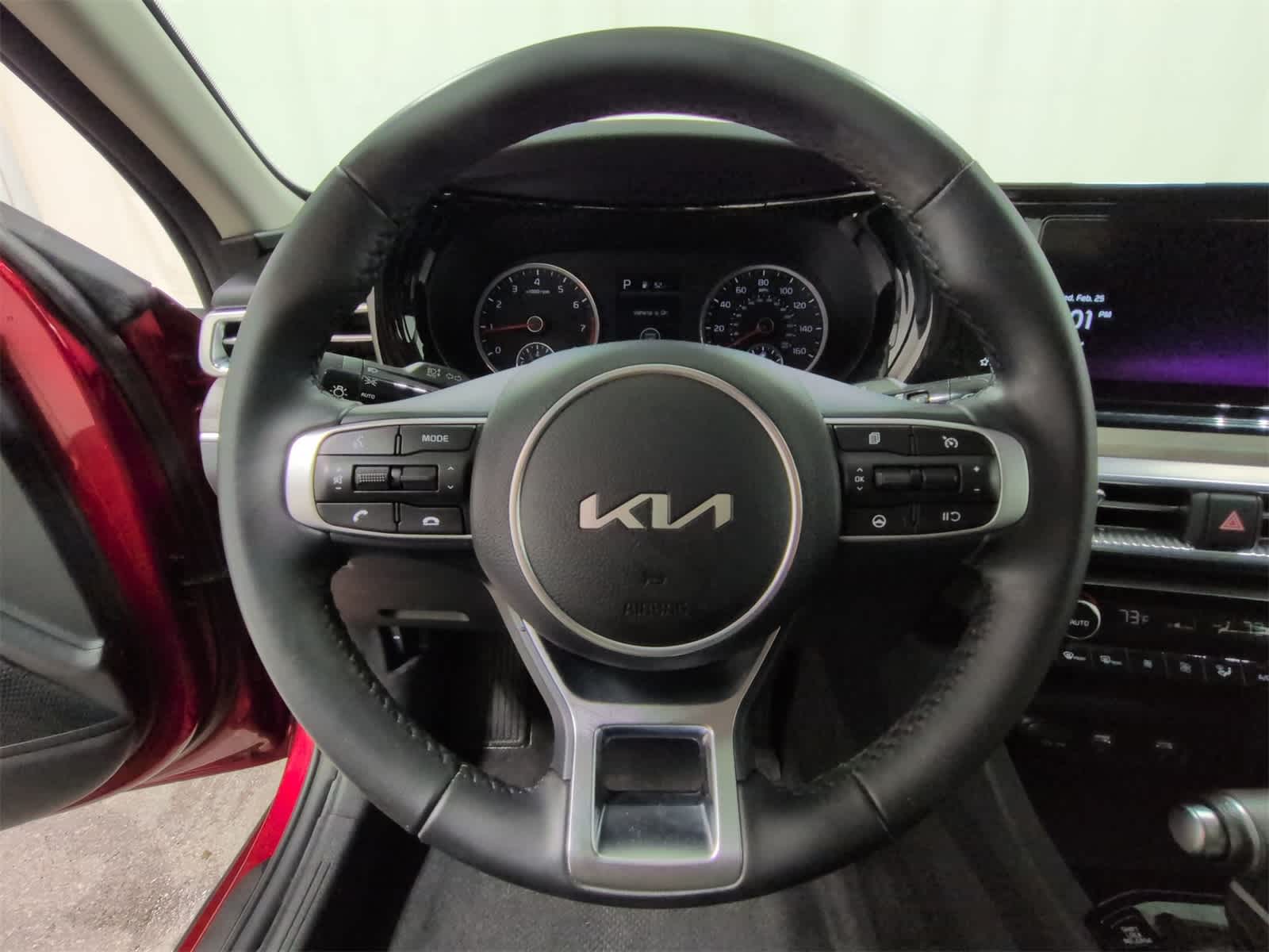 Thumbnail: 2023 Kia K5 - 25