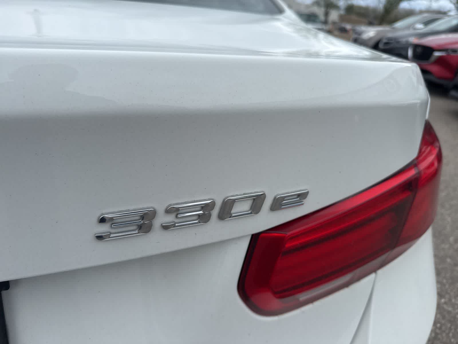 Thumbnail: 2017 BMW 3 Series - 24