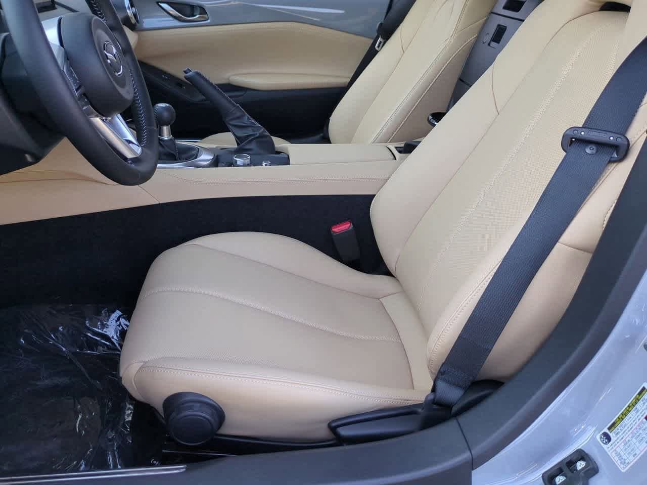 Thumbnail: 2025 Mazda MX-5 Miata - 14