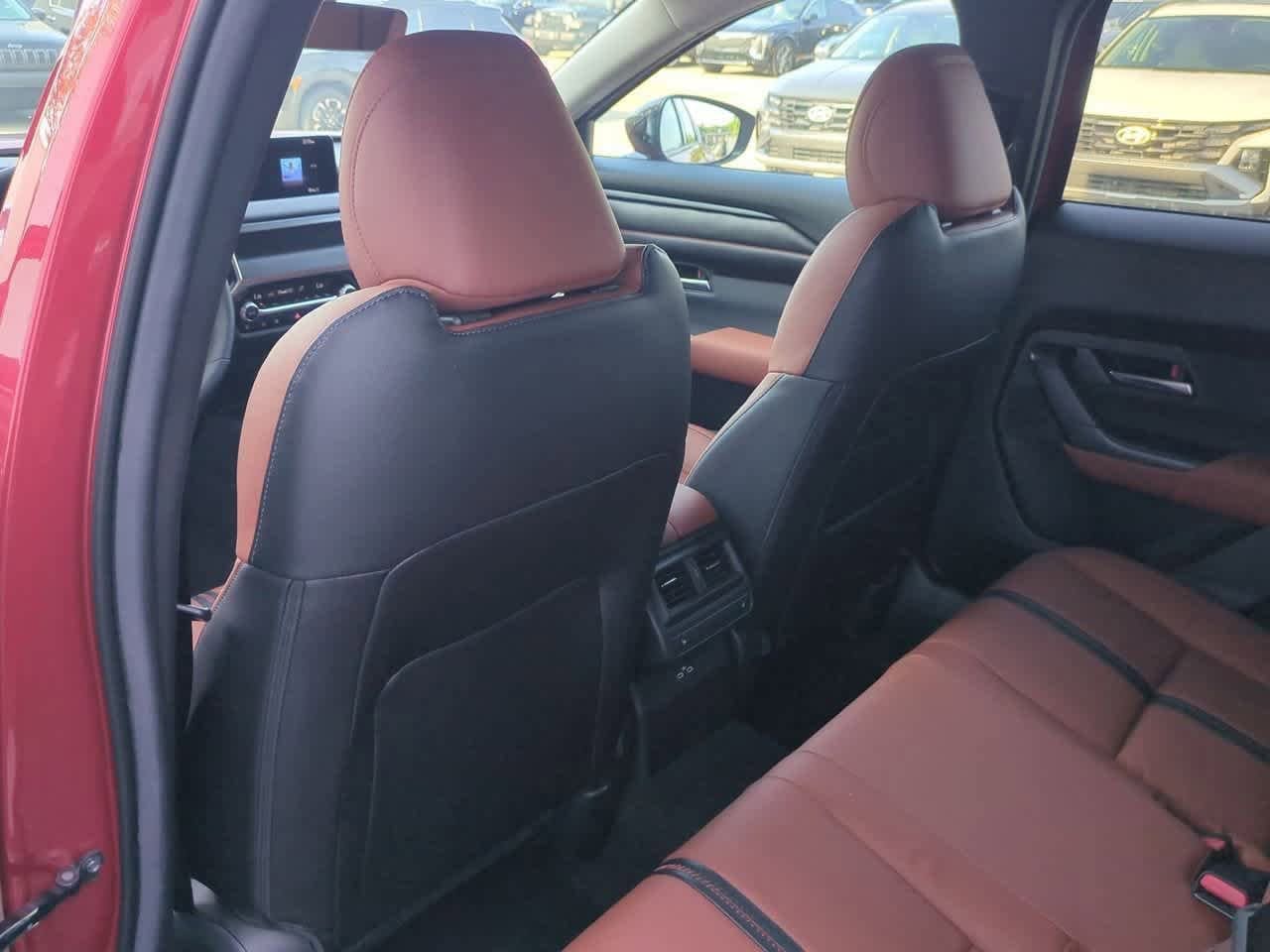 Thumbnail: 2025 Mazda CX-50 - 16