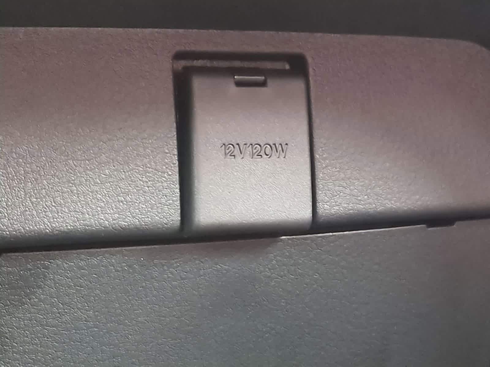 Thumbnail: 2026 Mazda CX-50 - 31