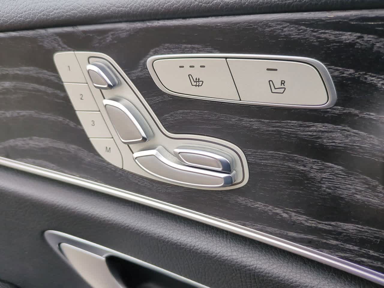 Thumbnail: 2018 Mercedes-Benz E-Class - 15
