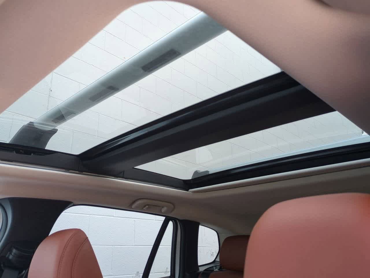 Thumbnail: 2025 Mazda CX-50 - 17