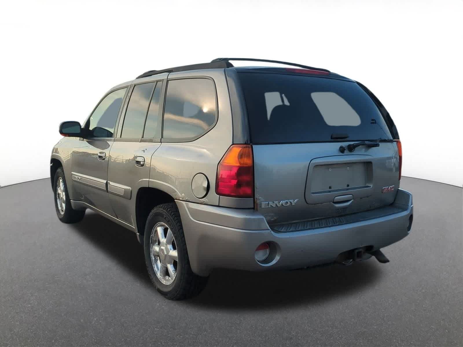 Thumbnail: 2005 GMC Envoy - 4
