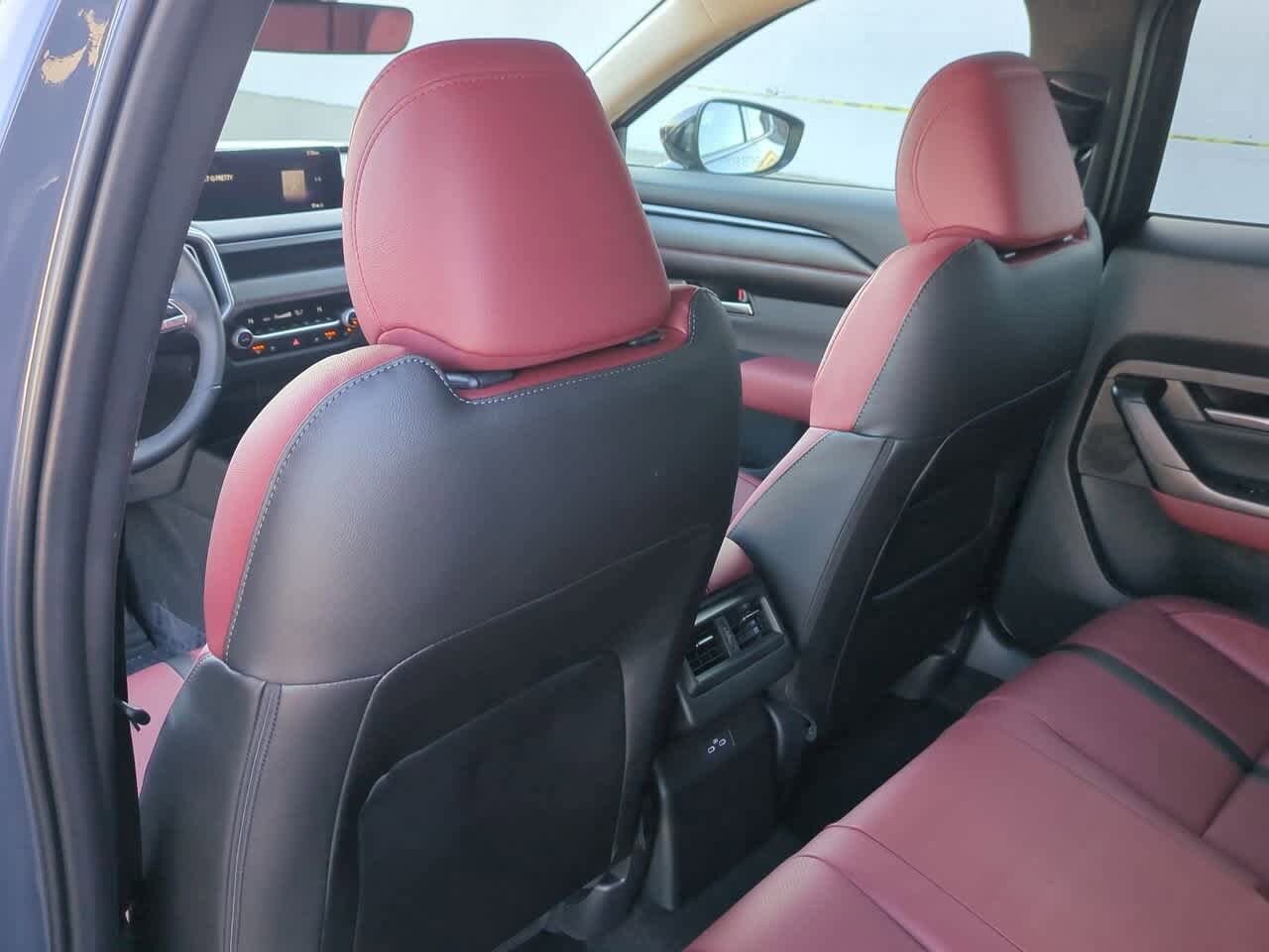 Thumbnail: 2026 Mazda CX-50 - 17