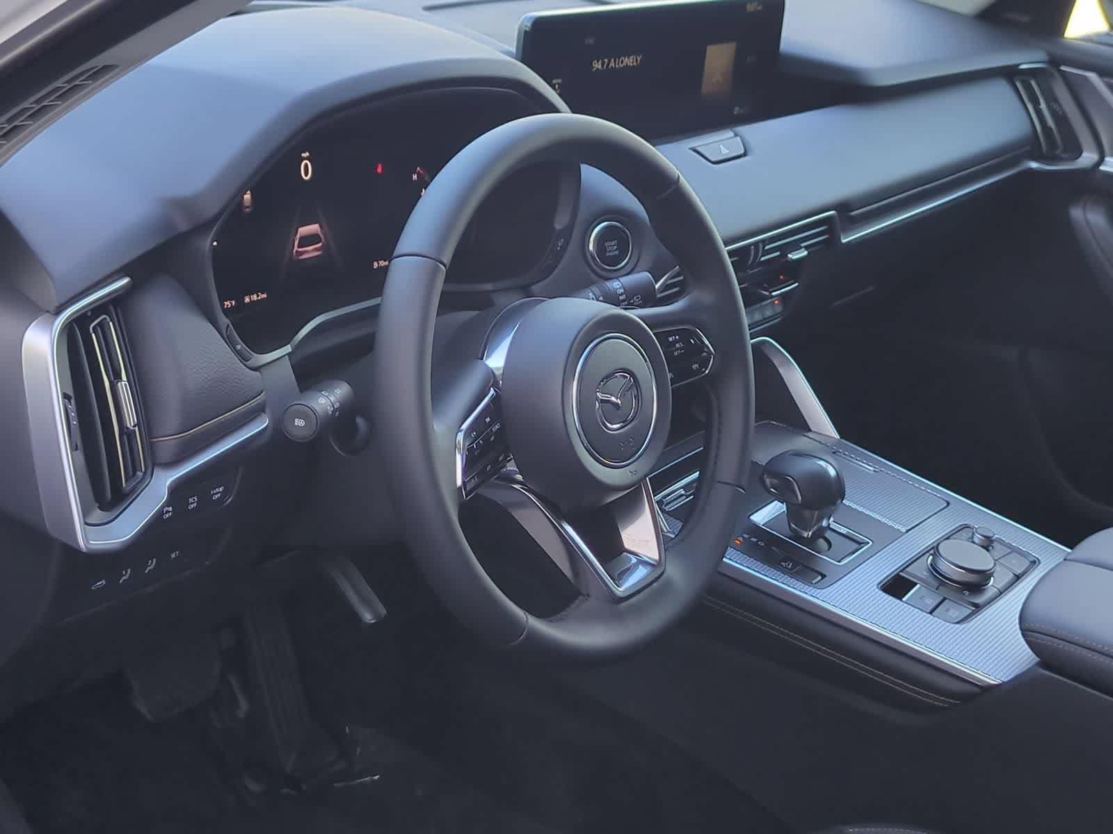 Thumbnail: 2026 Mazda CX-70 - 2