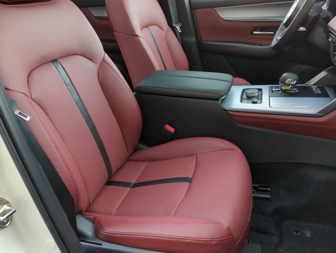 Thumbnail: 2025 Mazda CX-70 - 21