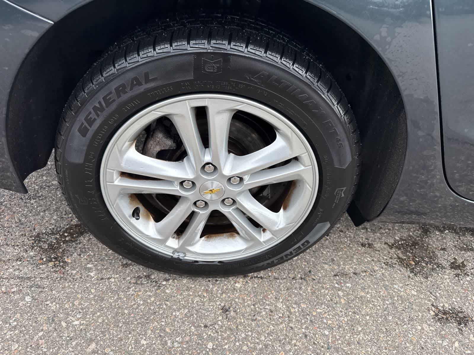 Thumbnail: 2017 Chevrolet Cruze - 11