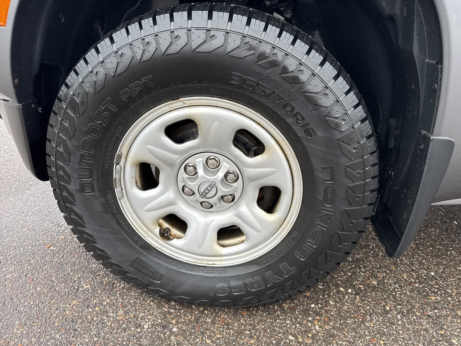 Thumbnail: 2022 Nissan Frontier - 9