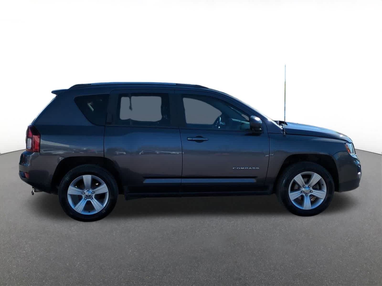 Thumbnail: 2015 Jeep Compass - 7