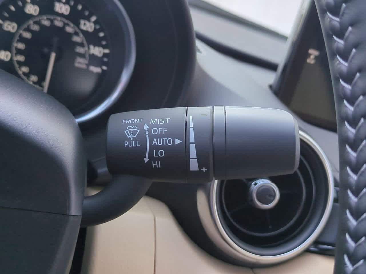 Thumbnail: 2025 Mazda MX-5 Miata - 20