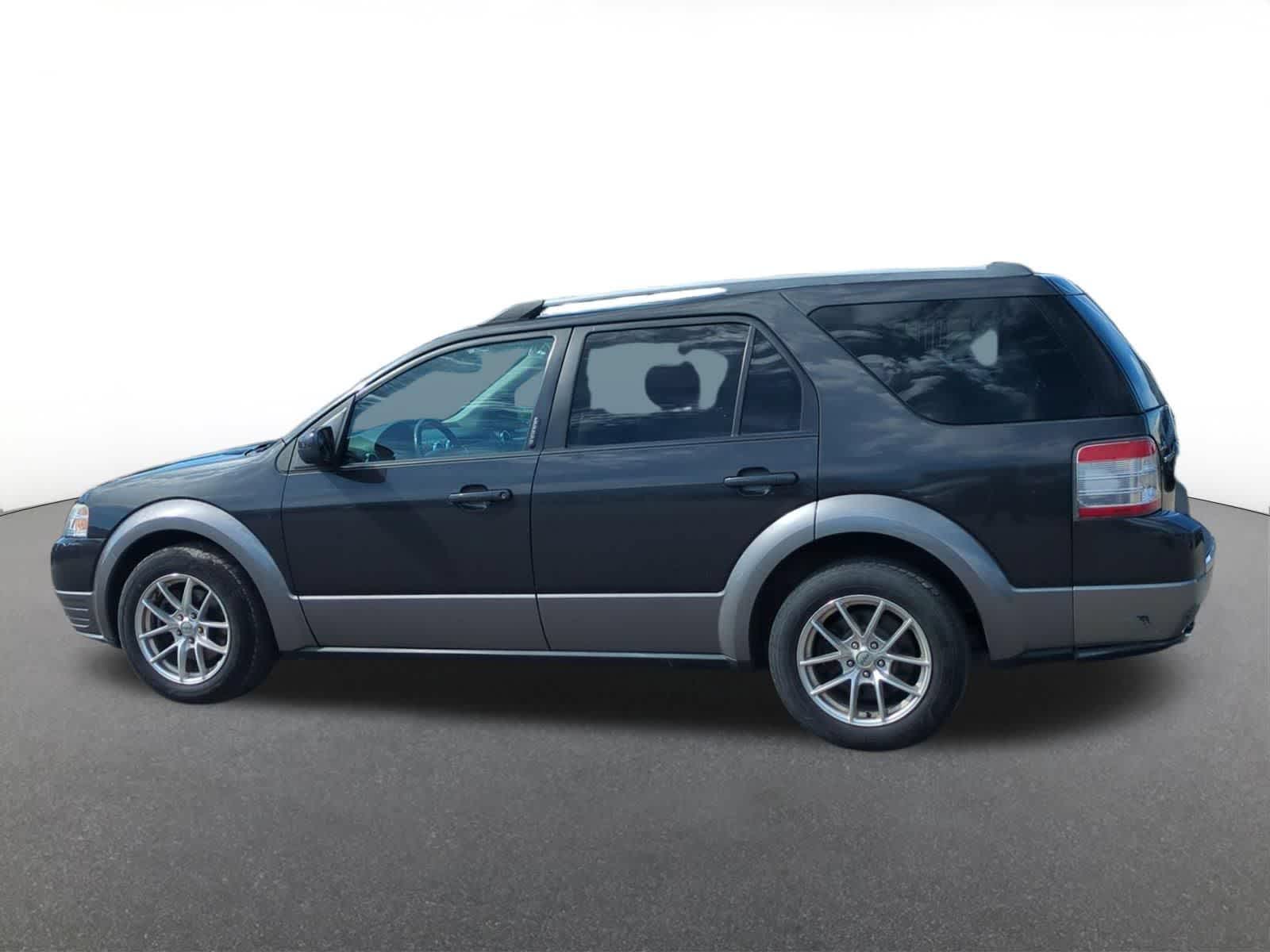 Thumbnail: 2008 Ford Taurus X - 3
