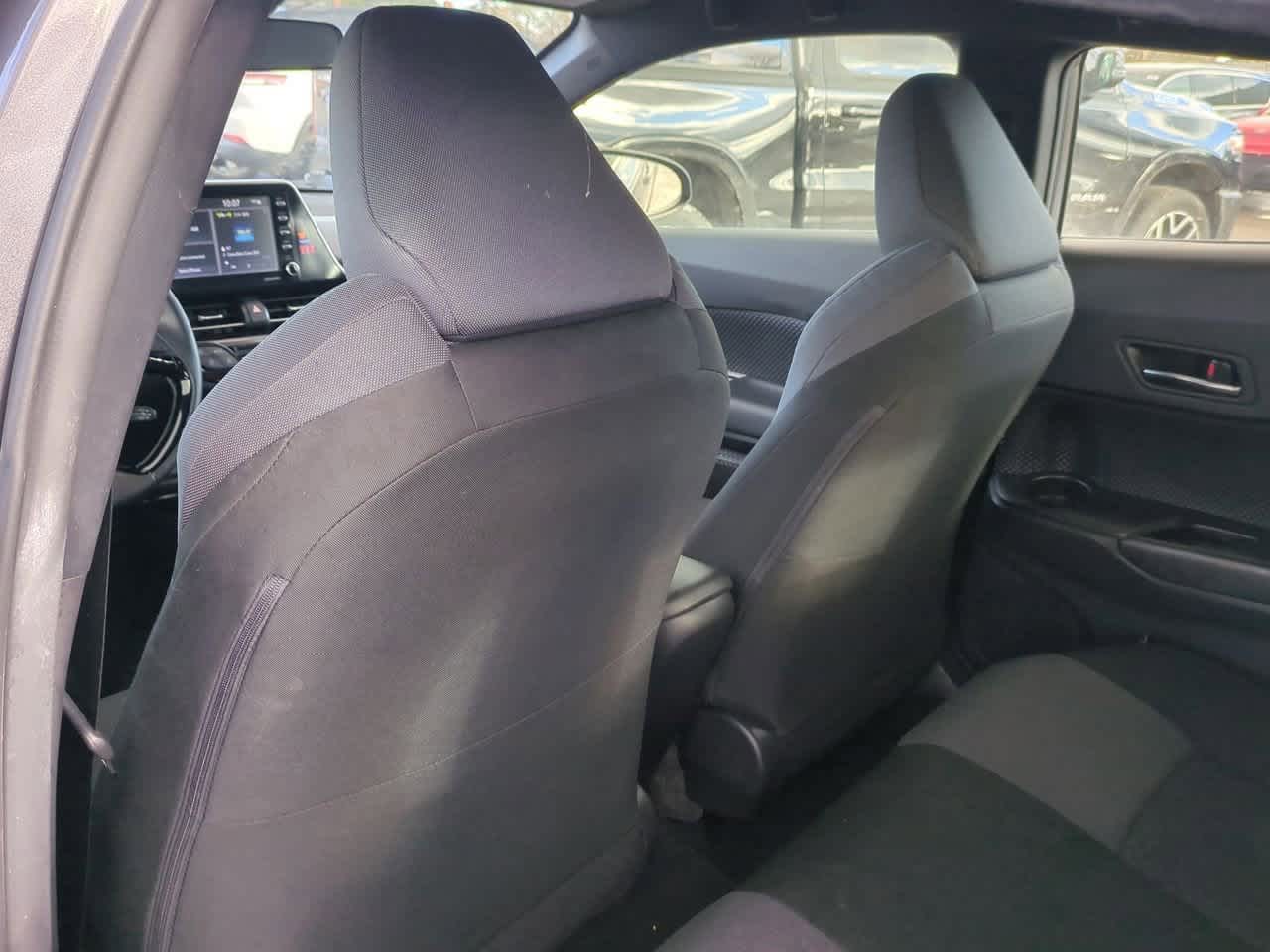 Thumbnail: 2021 Toyota C-HR - 16