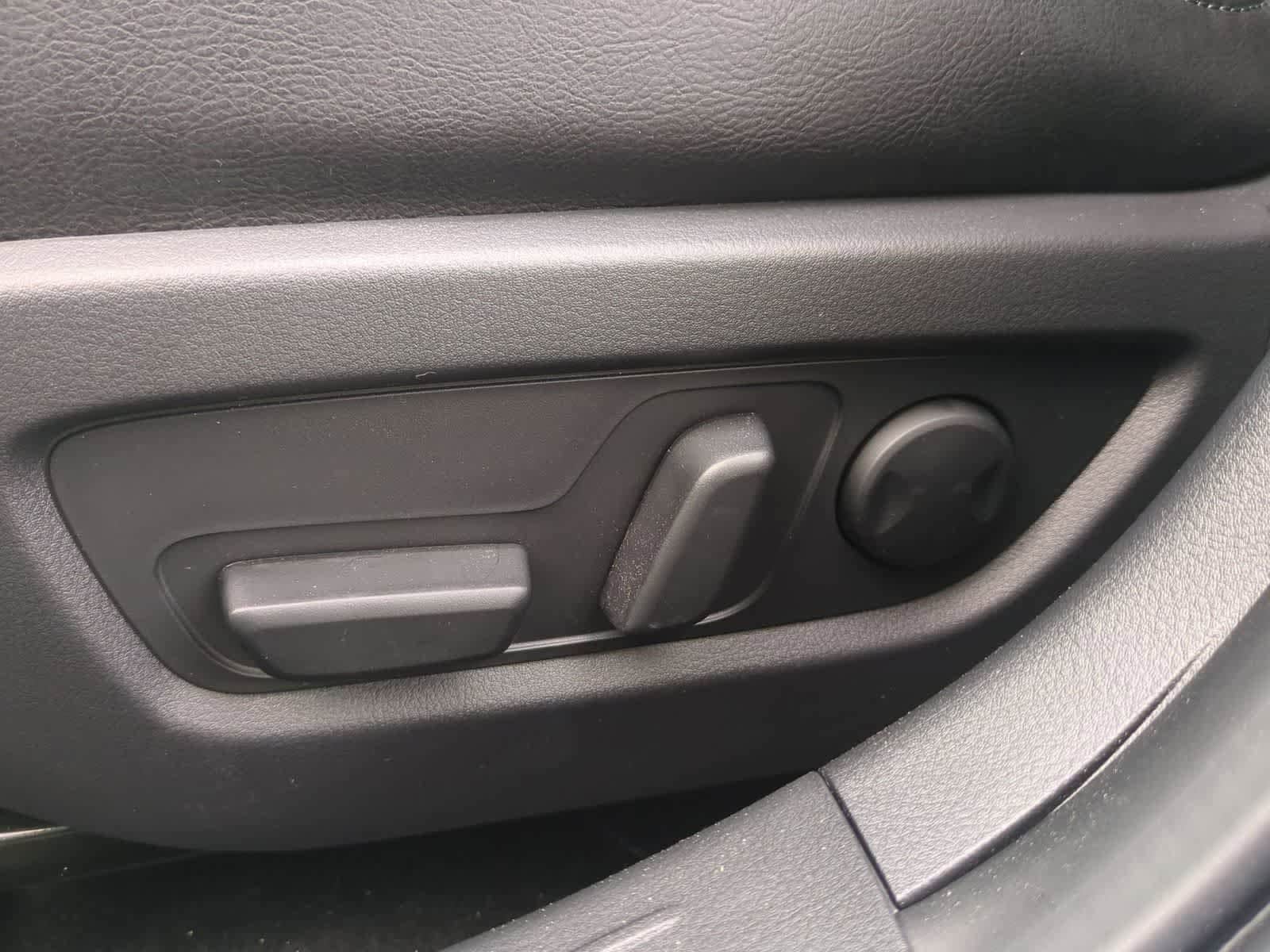 Thumbnail: 2026 Mazda CX-50 - 16