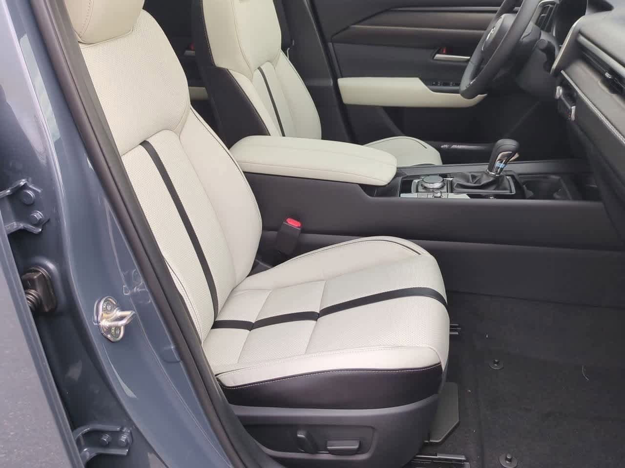 Thumbnail: 2026 Mazda CX-50 - 22