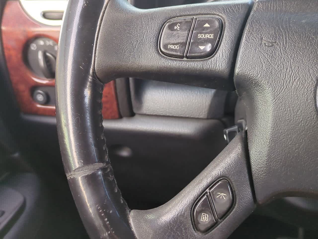 Thumbnail: 2005 GMC Envoy - 24