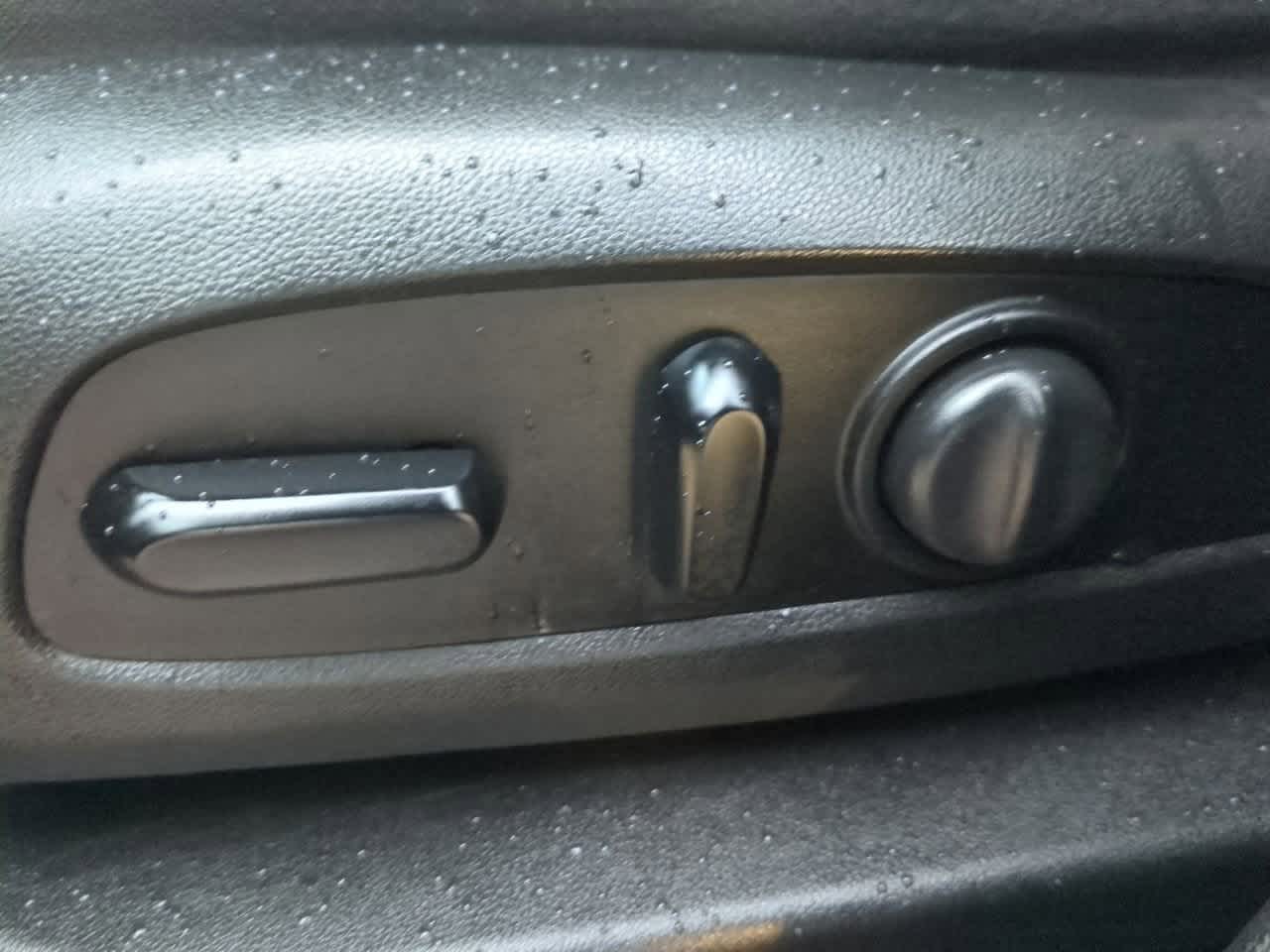 Thumbnail: 2019 Chevrolet Equinox - 16