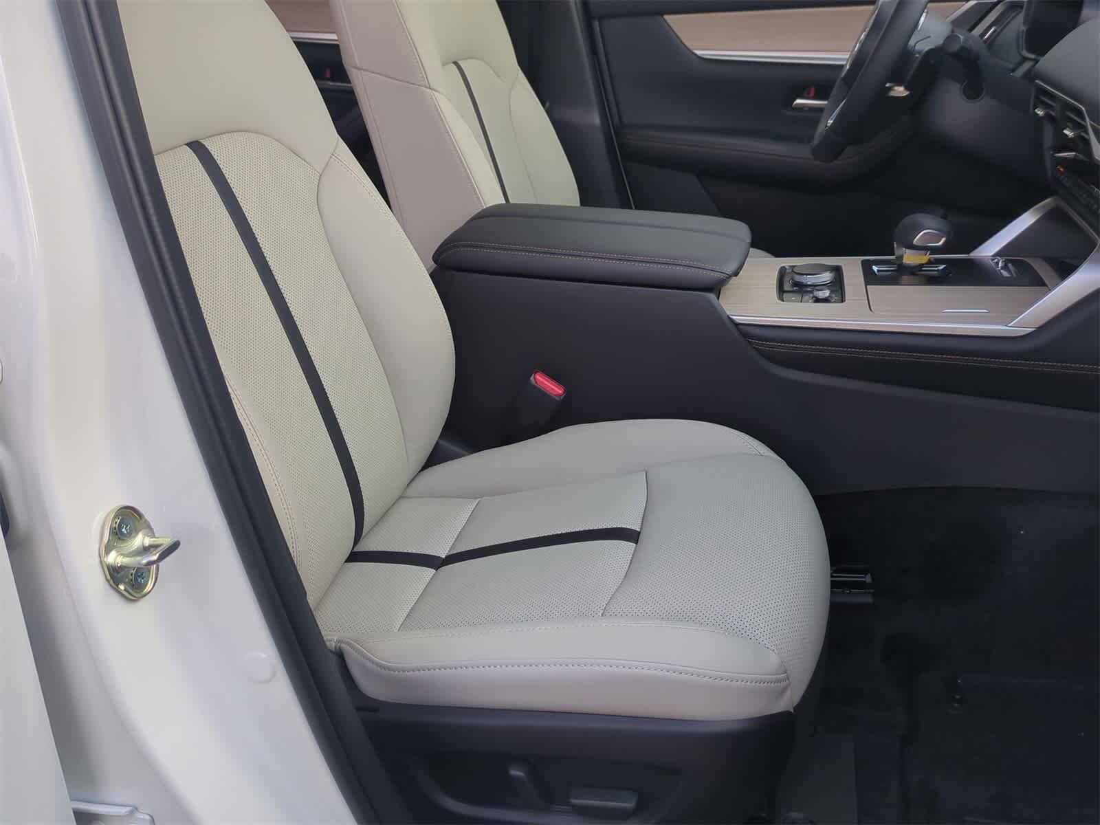 Thumbnail: 2026 Mazda CX-90 - 24