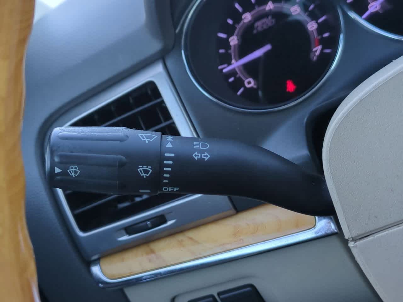 Thumbnail: 2012 Lincoln MKZ - 26