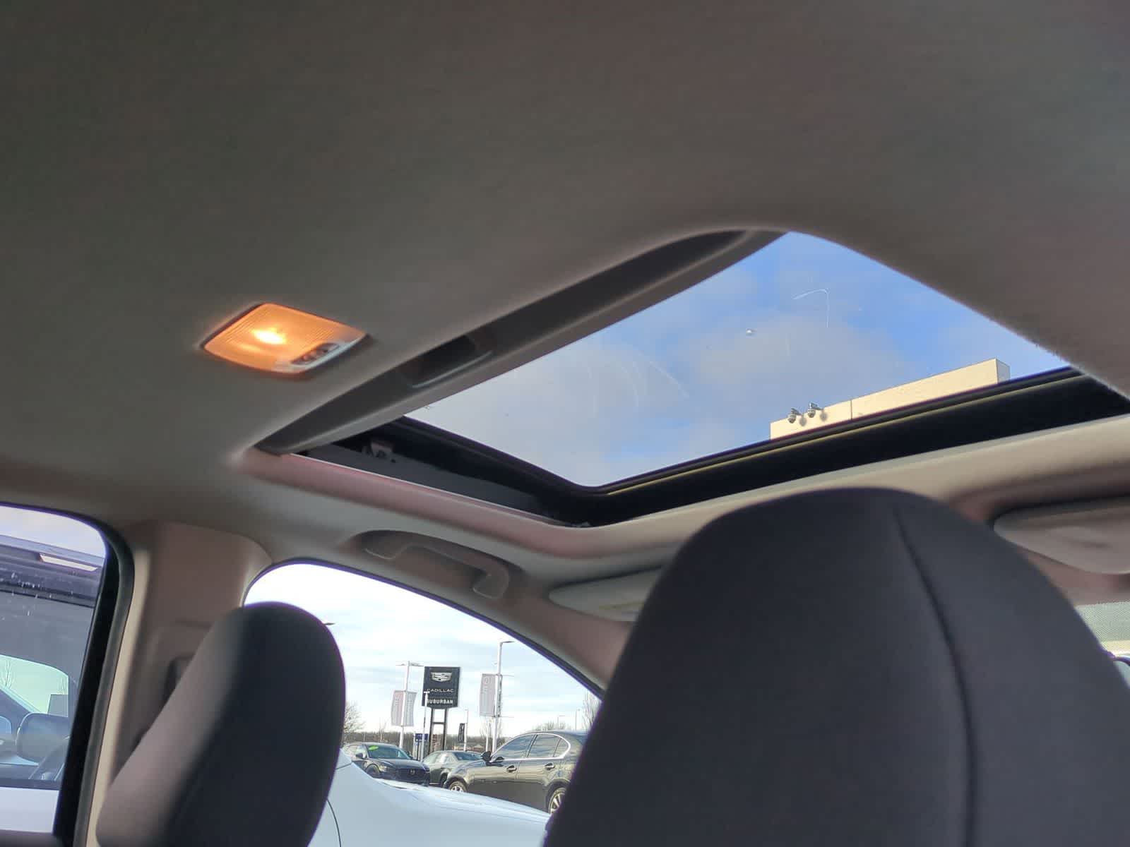 Thumbnail: 2016 Honda HR-V - 21