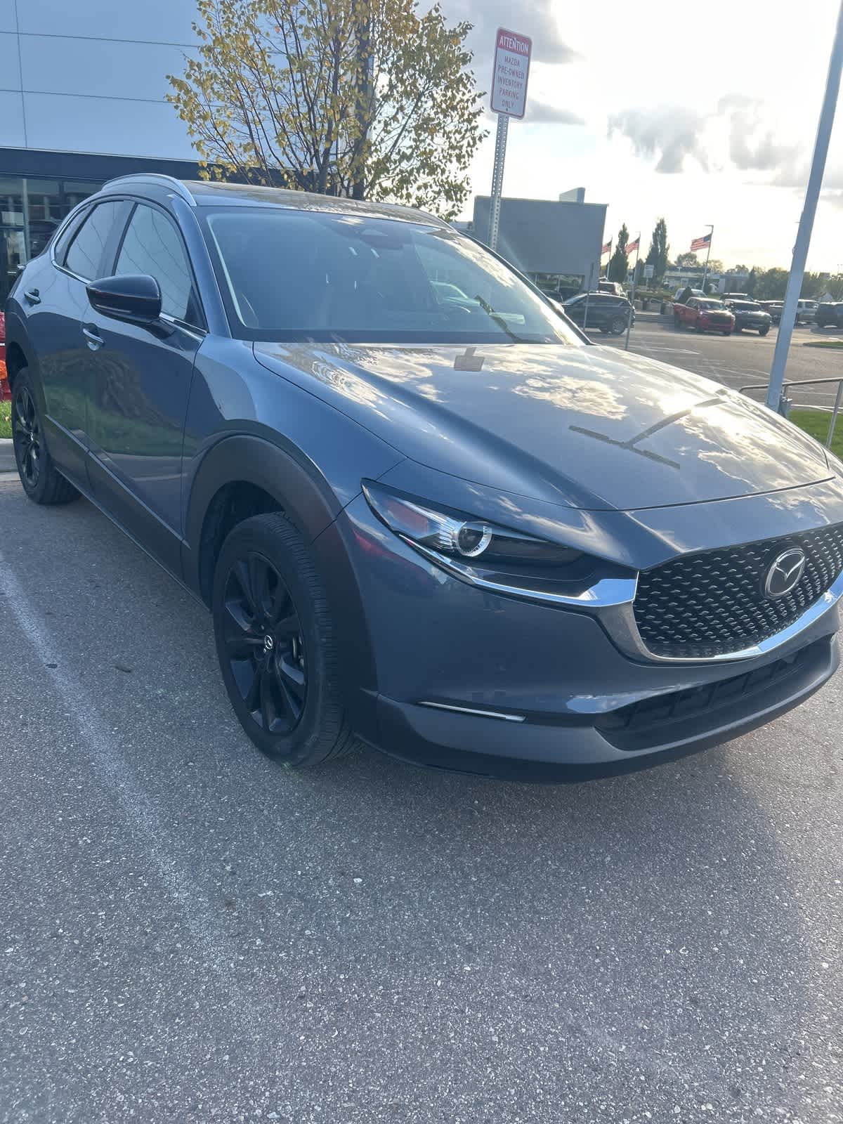 2024 Mazda CX-30 2.5 S Carbon photo 2