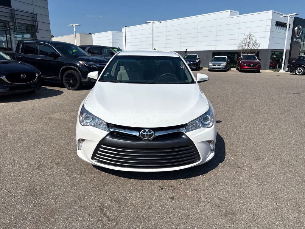 Used 2015 Toyota Camry LE Sedan