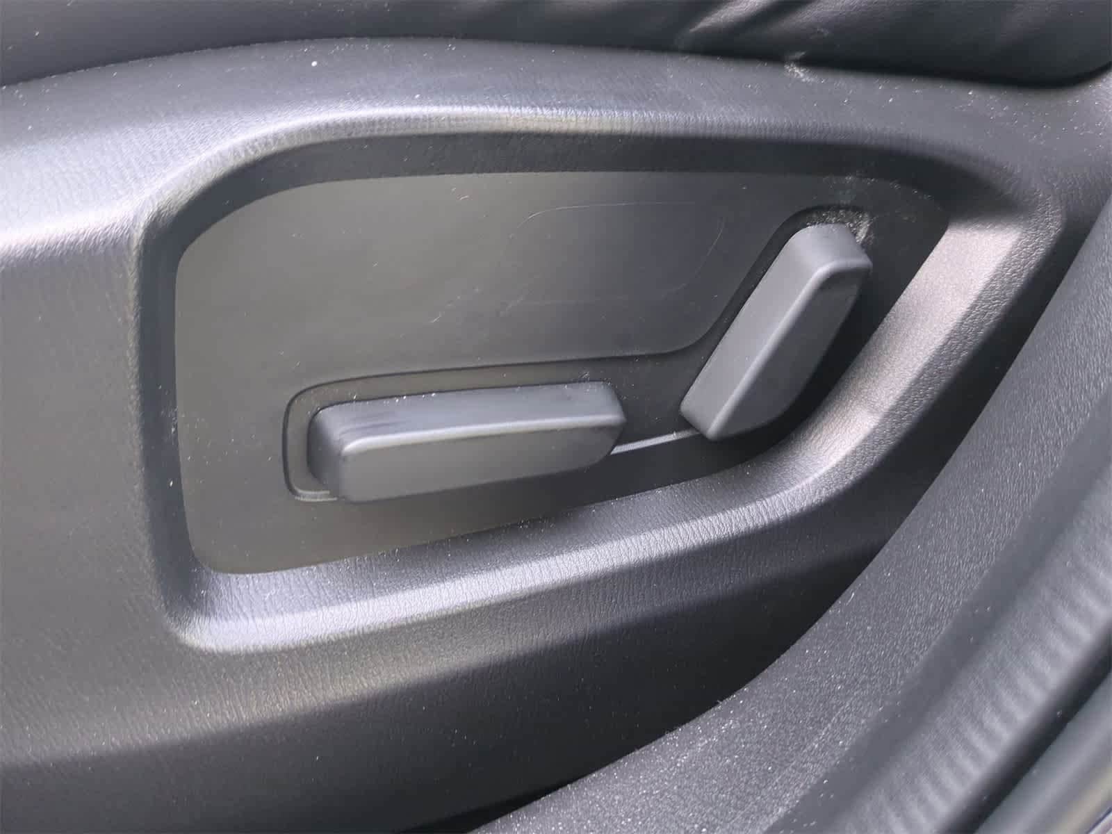 Thumbnail: 2025 Mazda CX-5 - 16