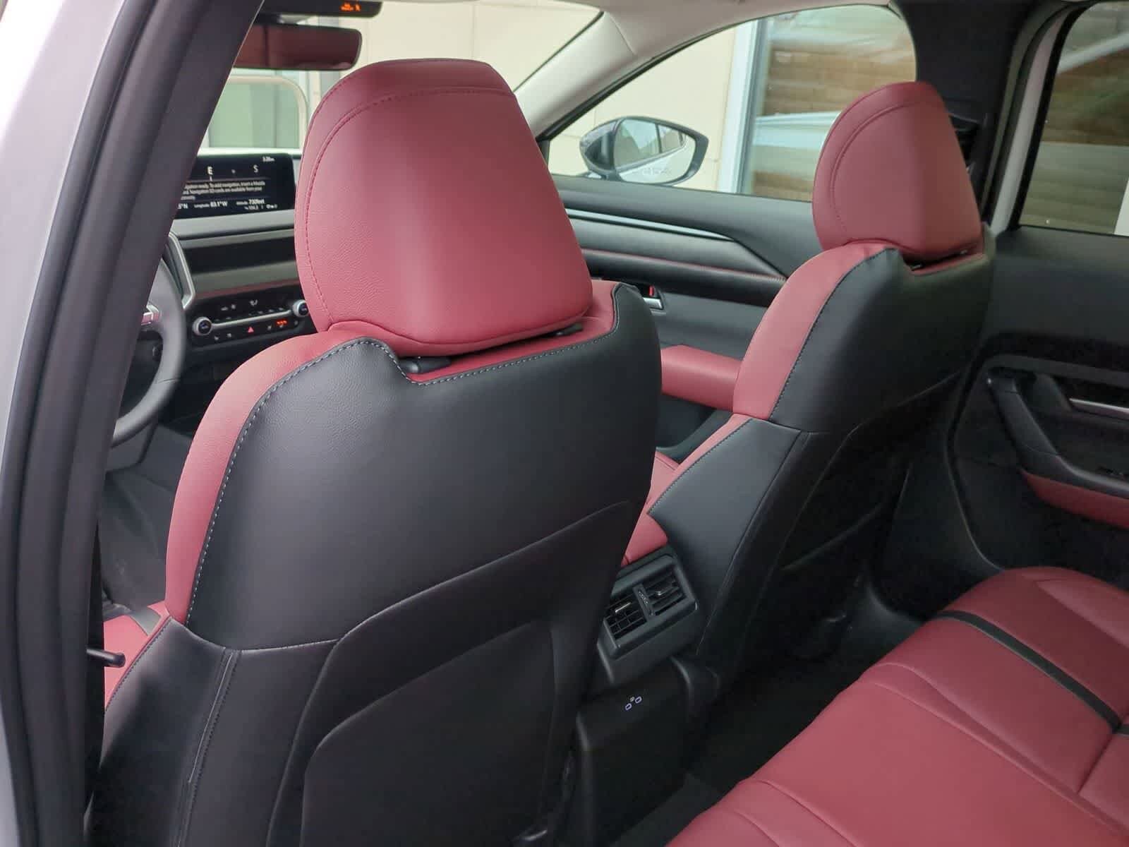 Thumbnail: 2026 Mazda CX-50 - 17