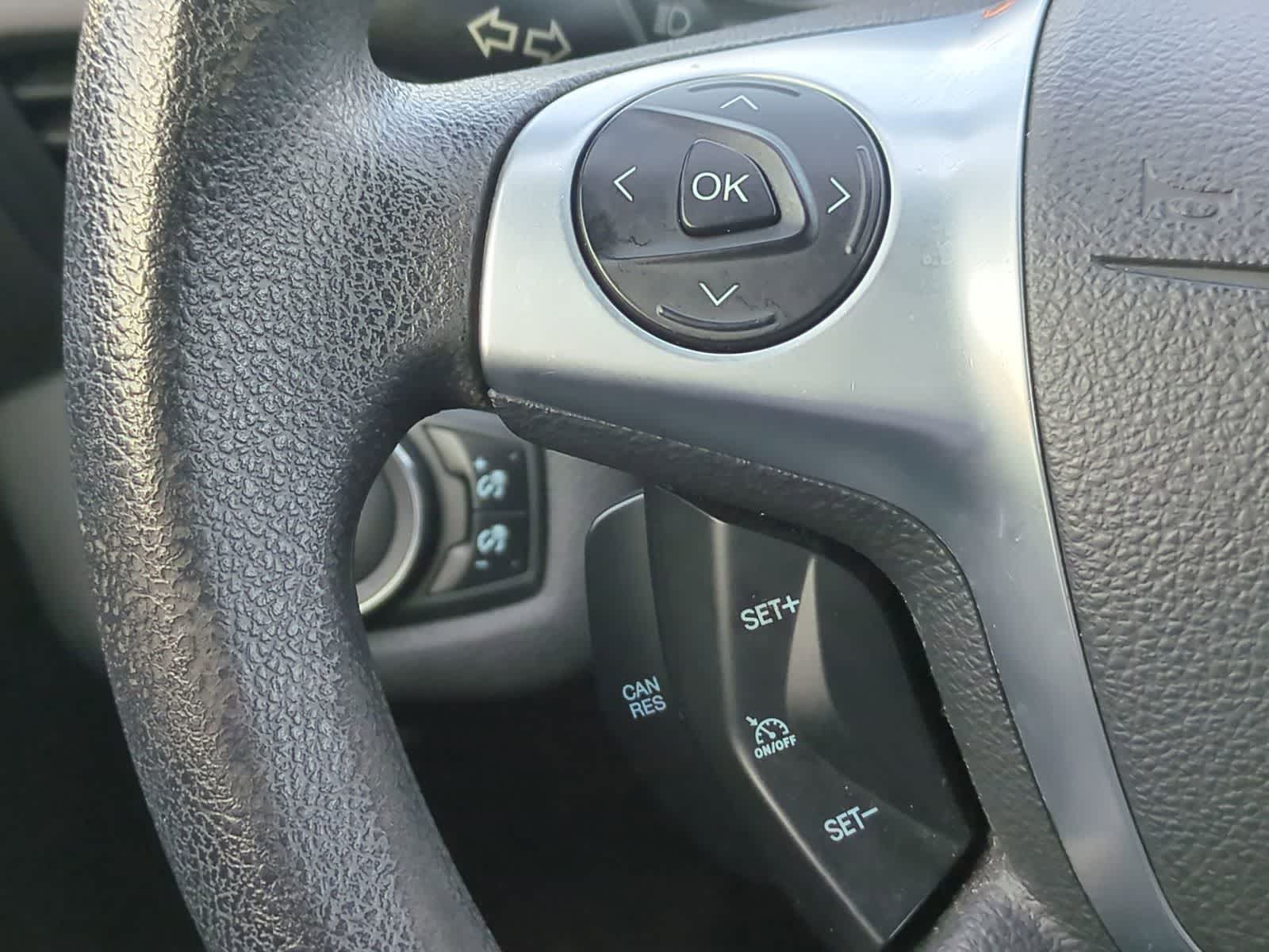 Thumbnail: 2014 Ford Escape - 22