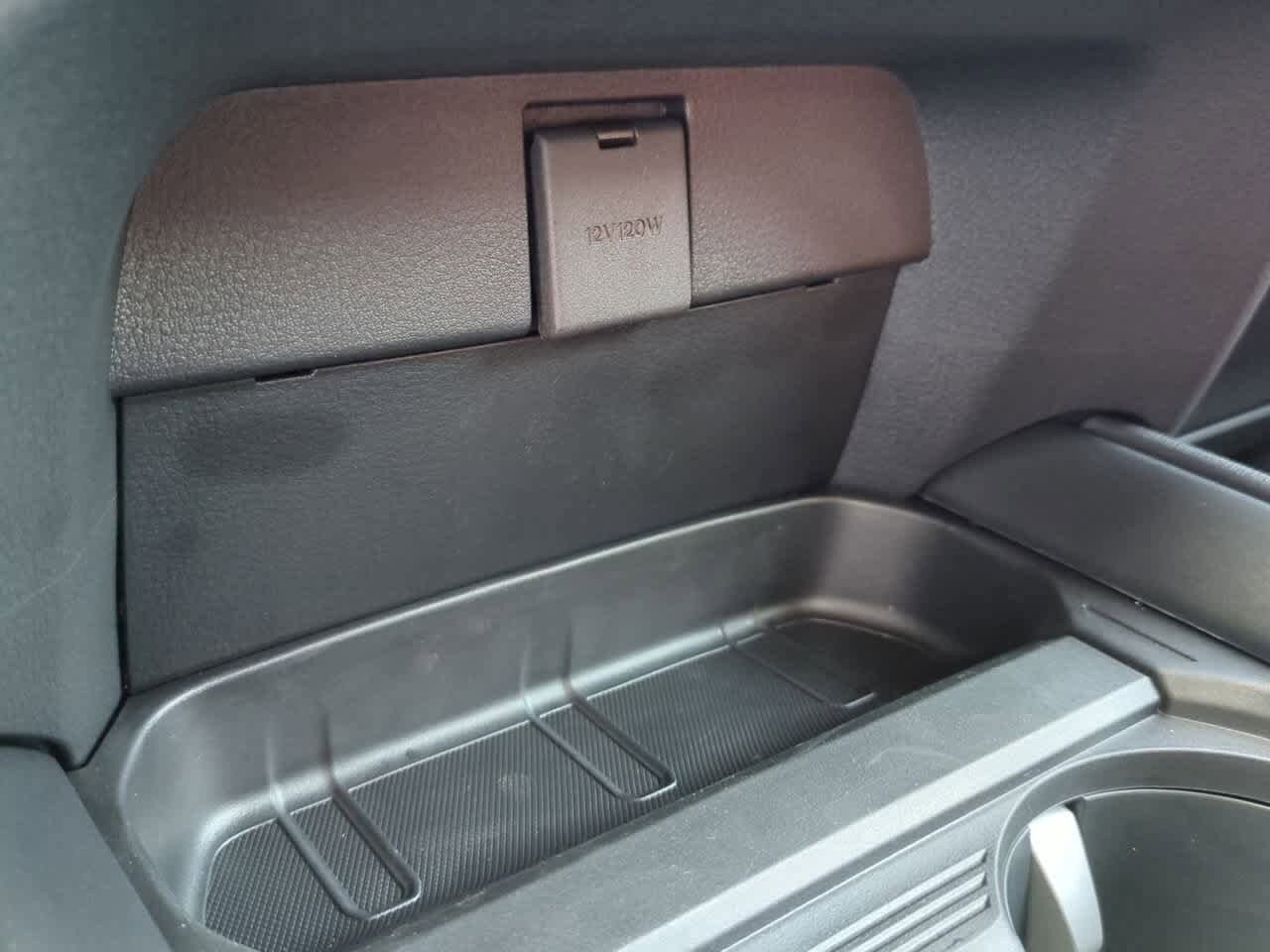 Thumbnail: 2025 Mazda CX-50 - 30