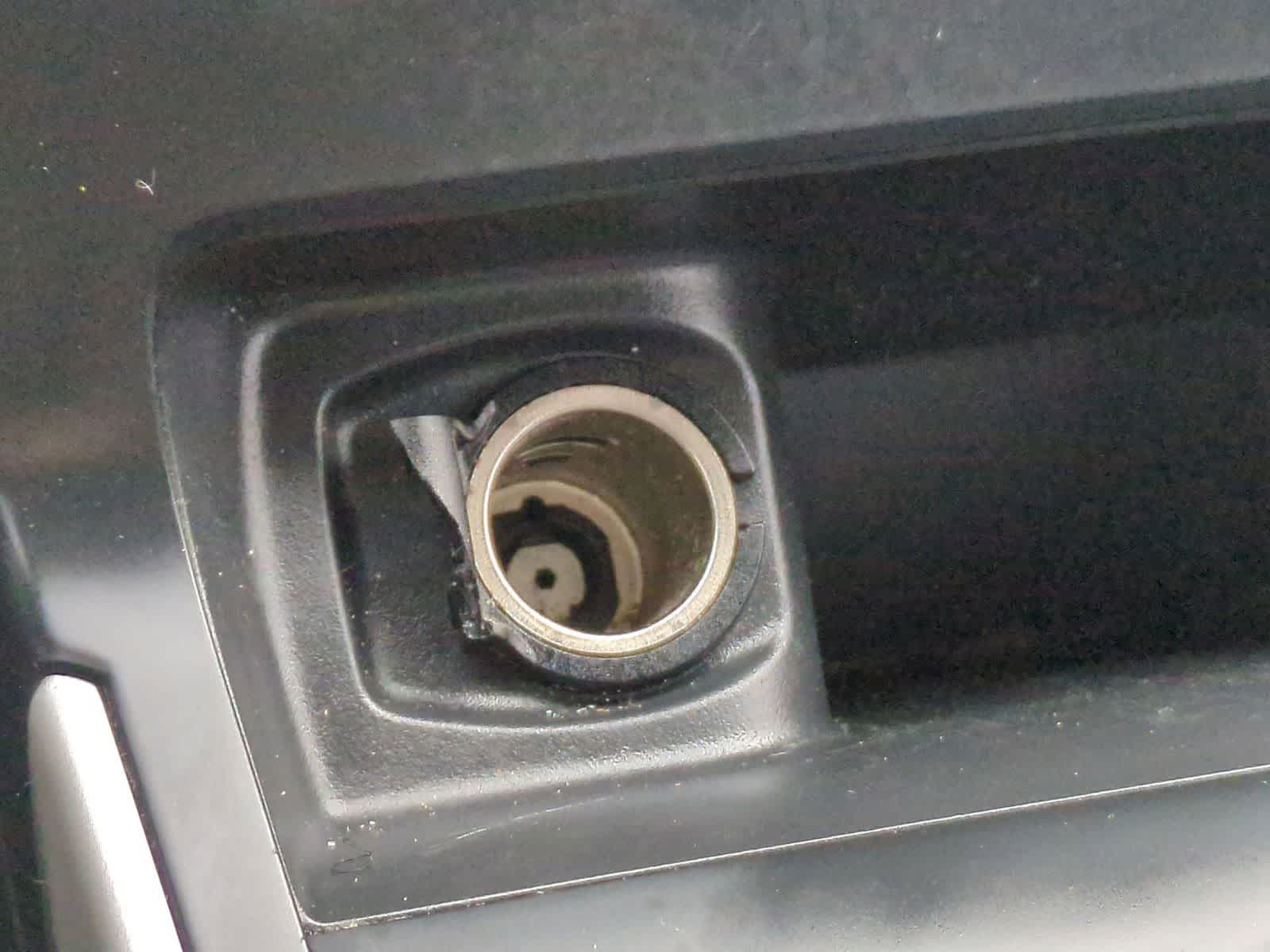 Thumbnail: 2019 Nissan Sentra - 28