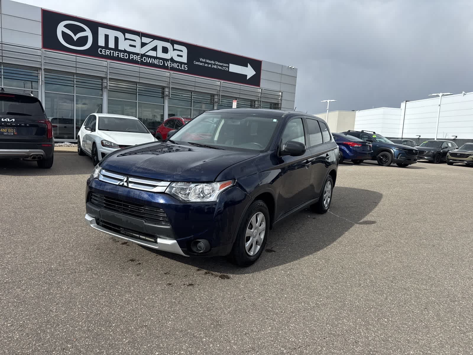 2015 Mitsubishi Outlander ES -
                  Troy, MI