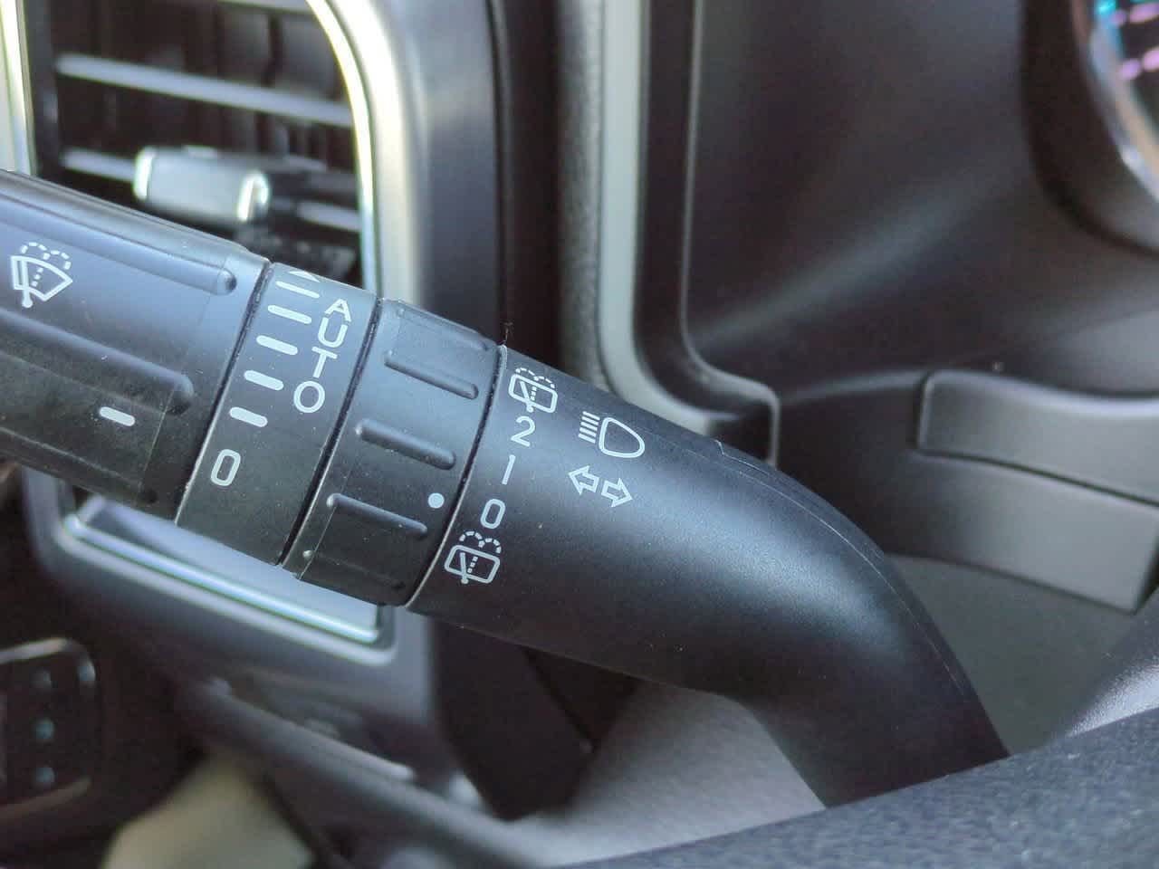 Thumbnail: 2018 Ford Expedition - 28