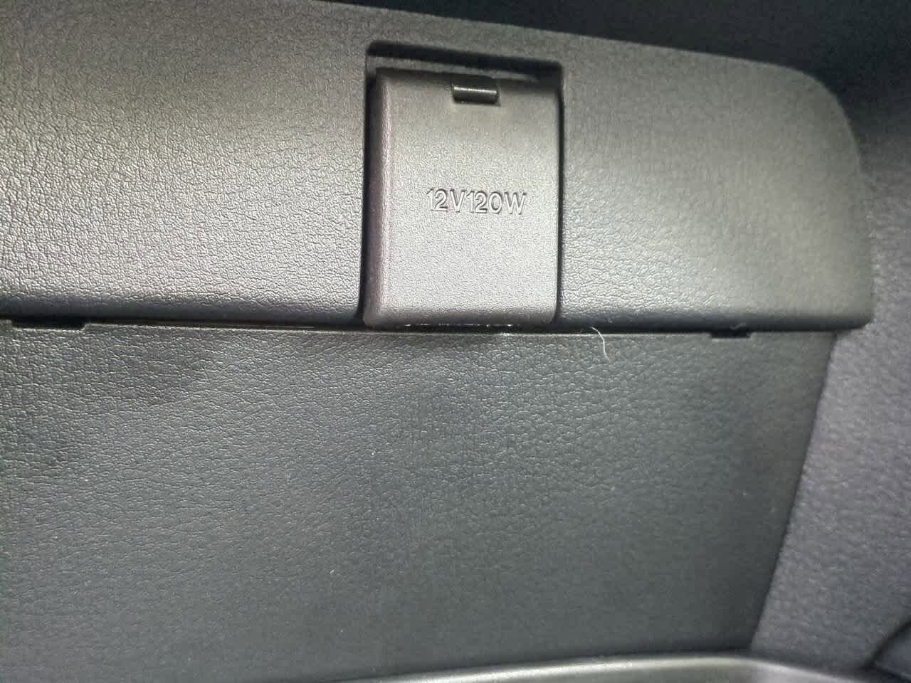 Thumbnail: 2026 Mazda CX-50 - 31