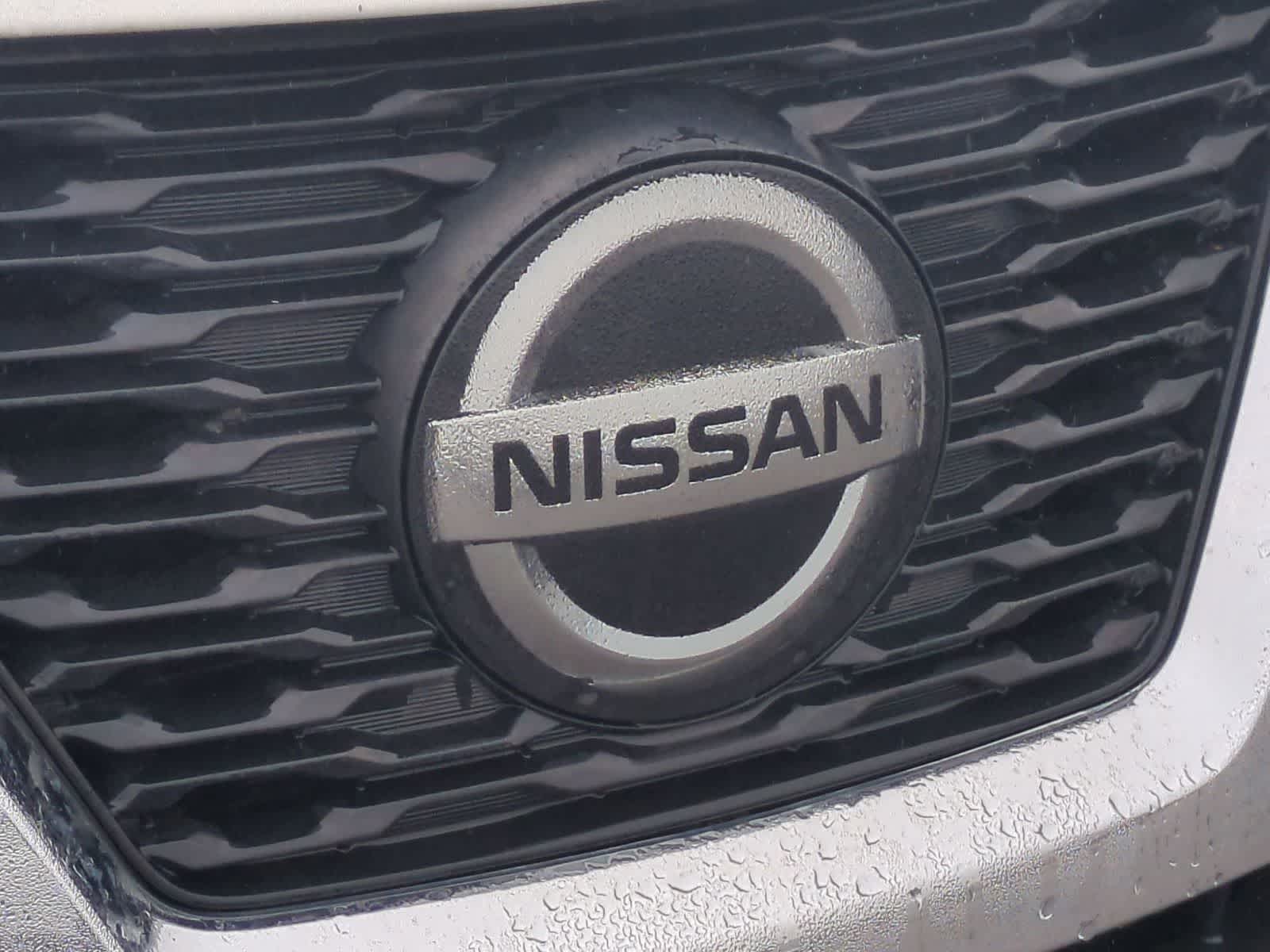 Thumbnail: 2018 Nissan Rogue - 11