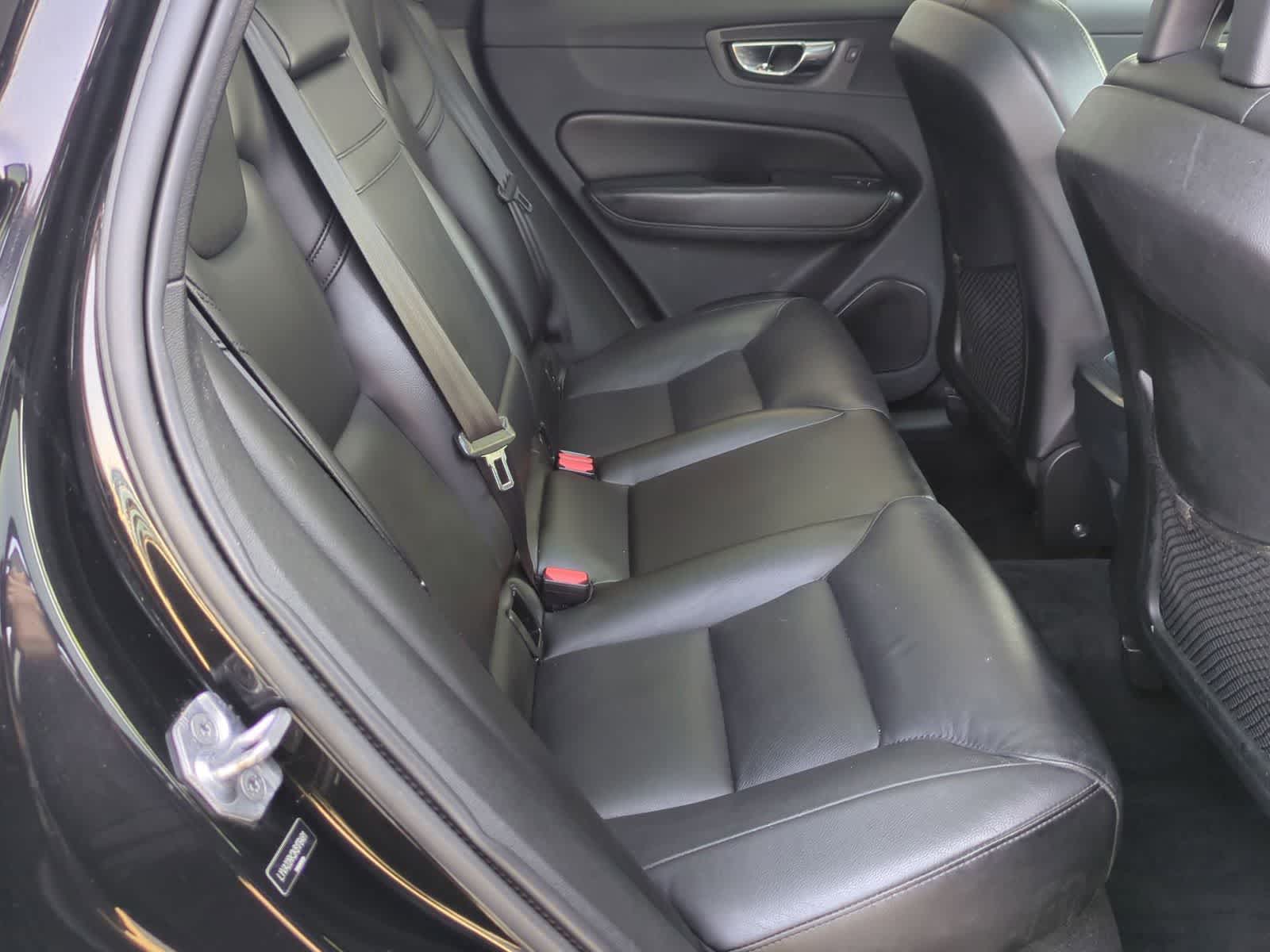 Thumbnail: 2019 Volvo XC60 - 19
