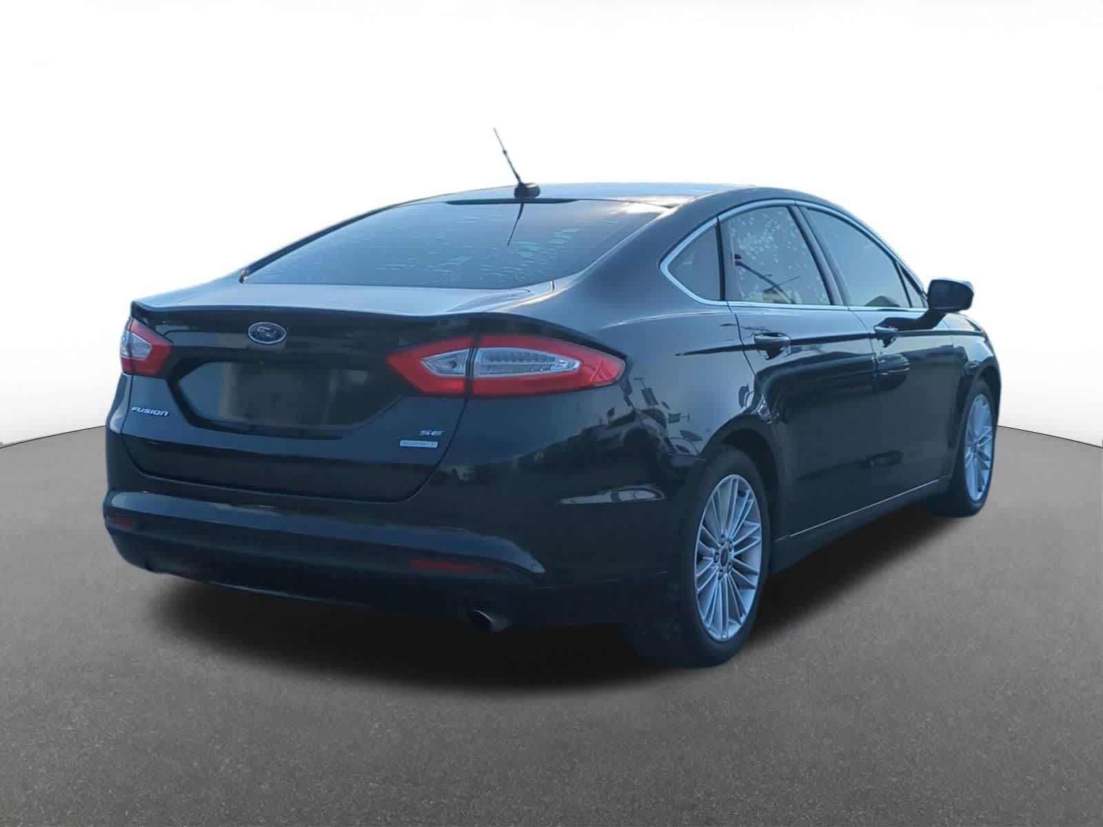 Thumbnail: 2015 Ford Fusion - 6