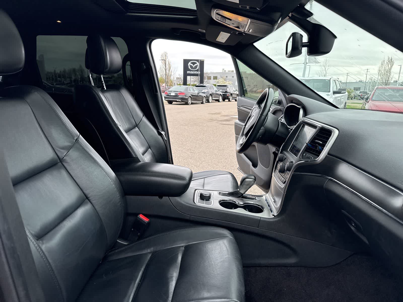 Thumbnail: 2018 Jeep Grand Cherokee - 27