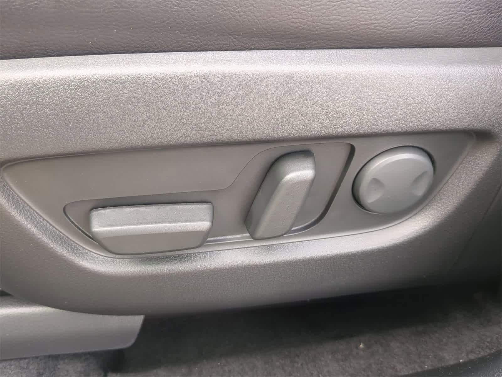 Thumbnail: 2026 Mazda CX-90 - 16