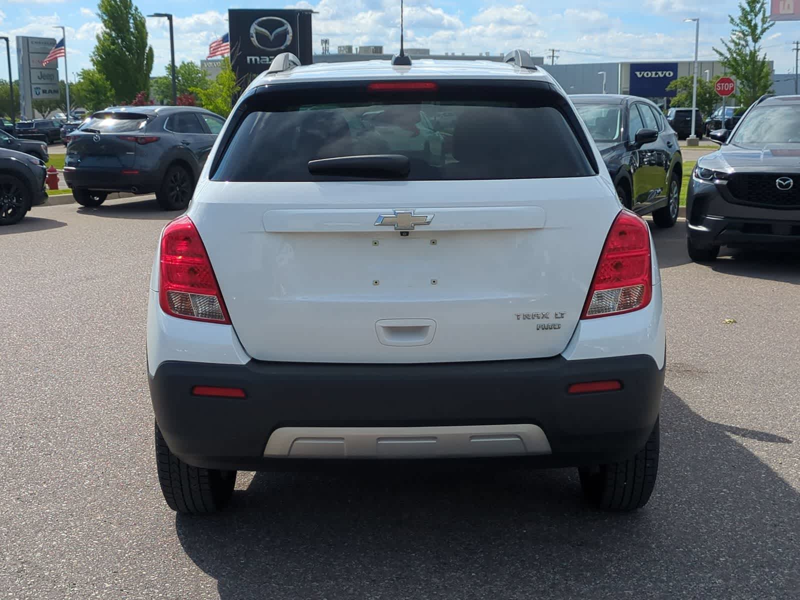 Thumbnail: 2016 Chevrolet Trax - 5